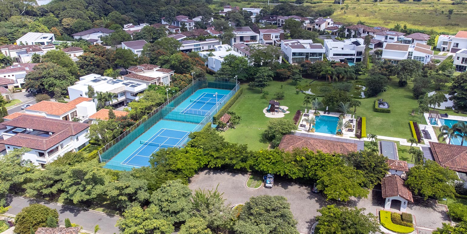 La Hacienda 3