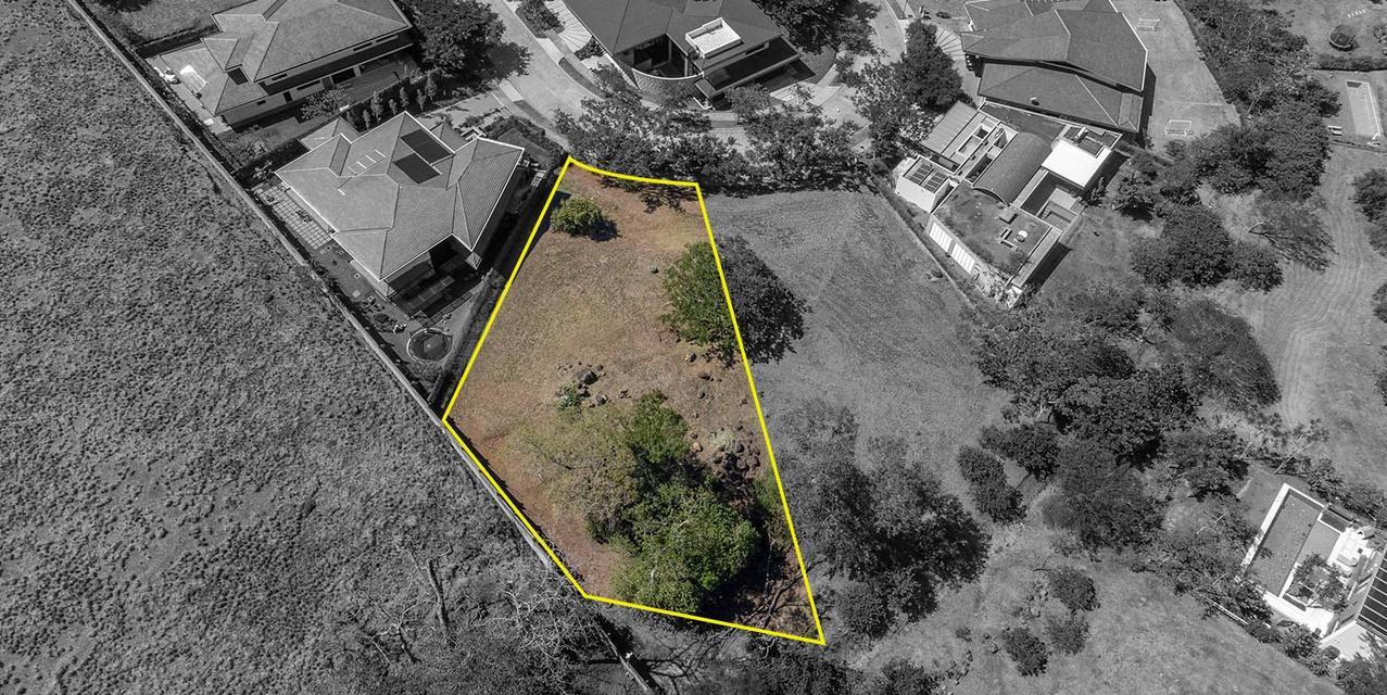 Extensive Mountain Views Lot @ Espinal — photo