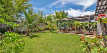 The Backyard Oasis Home @ Espinal