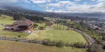 Heredia Vista al Valle Home
