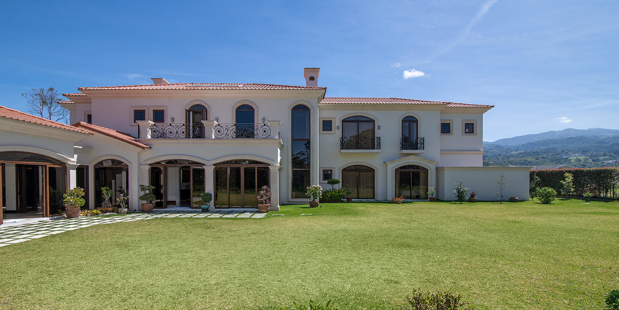 Château at Monterán — photo