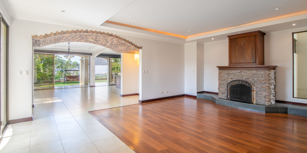 Alamo Home at Colinas de Montealegre — photo
