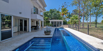 Investment: Collection Golf View Home