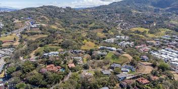 Hidden Valley Lot Santa Ana