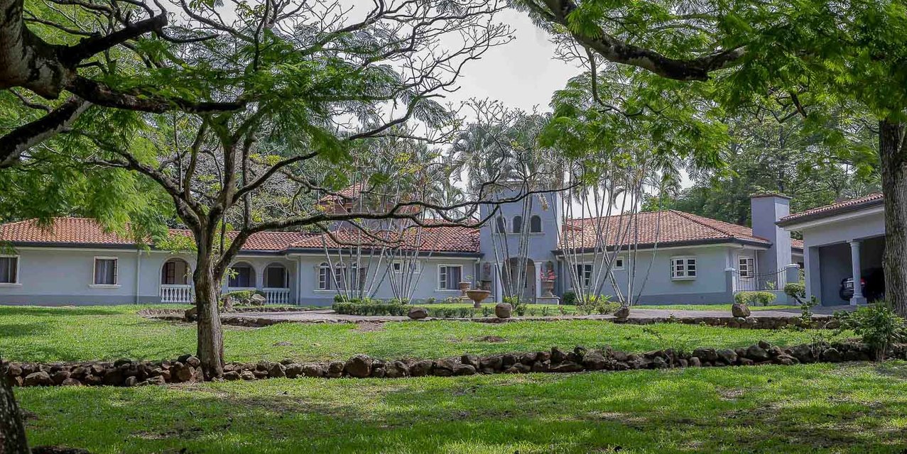Villa Bonita Estate in Turrucares — photo