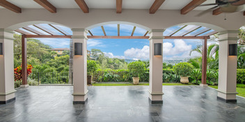 Zenith Vista Home @ Villa Real