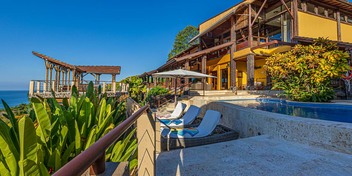 Tropical Harmony Home in Dominical