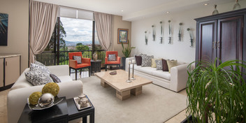 Sky Garden Apartment @ El Olivar