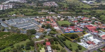 Central Commercial Lot in La Guácima