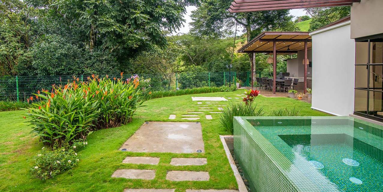 Timberline Single-level Home Ciudad Colón — photo