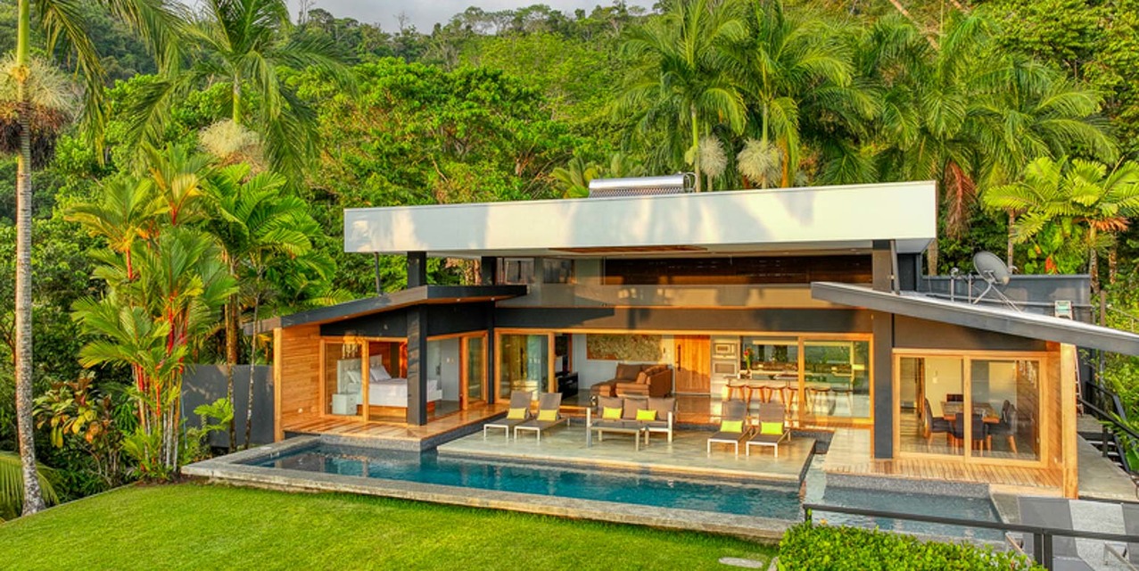 Horizon 360 Lookout Home at Uvita — photo