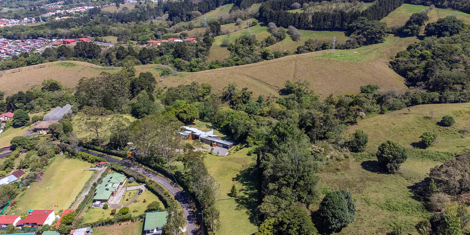 Dulce Nombre, Tres Ríos