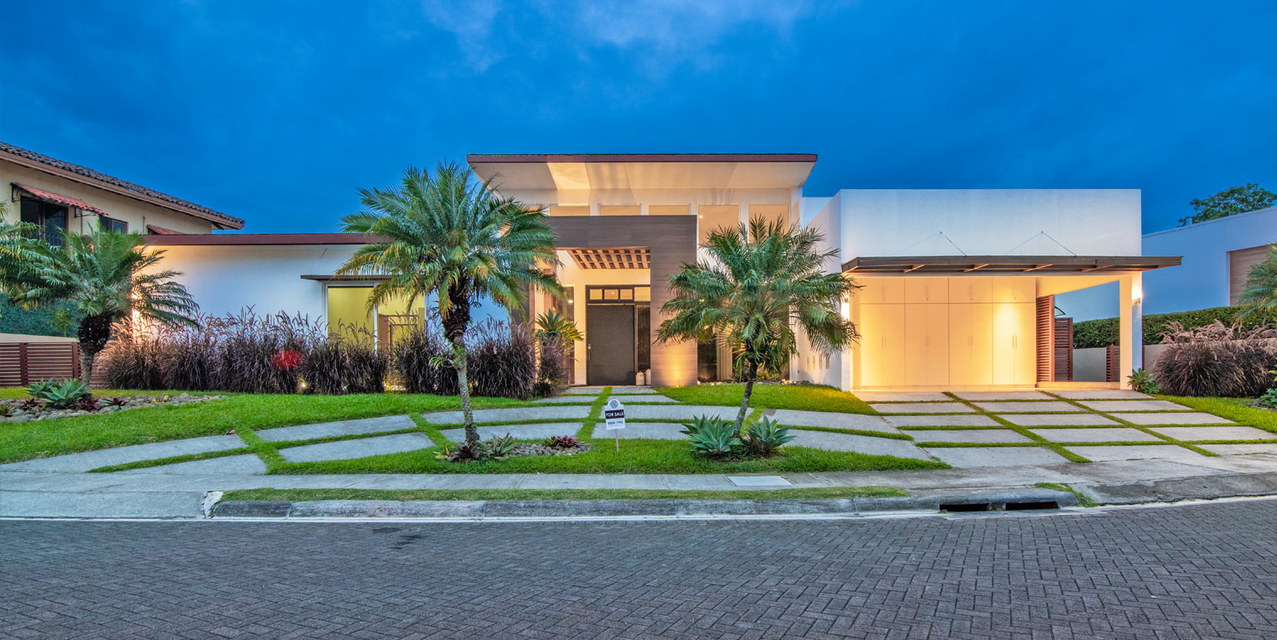 Investment: Solara Single-level Home at Hacienda del Sol — photo
