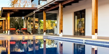Infinity Okhra Villa at Santa Teresa