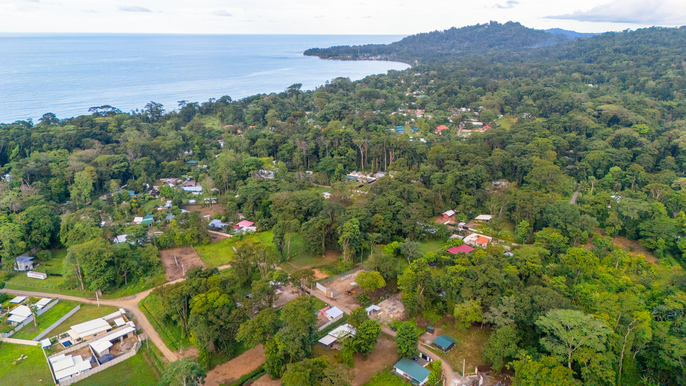Playa Negra, Limón