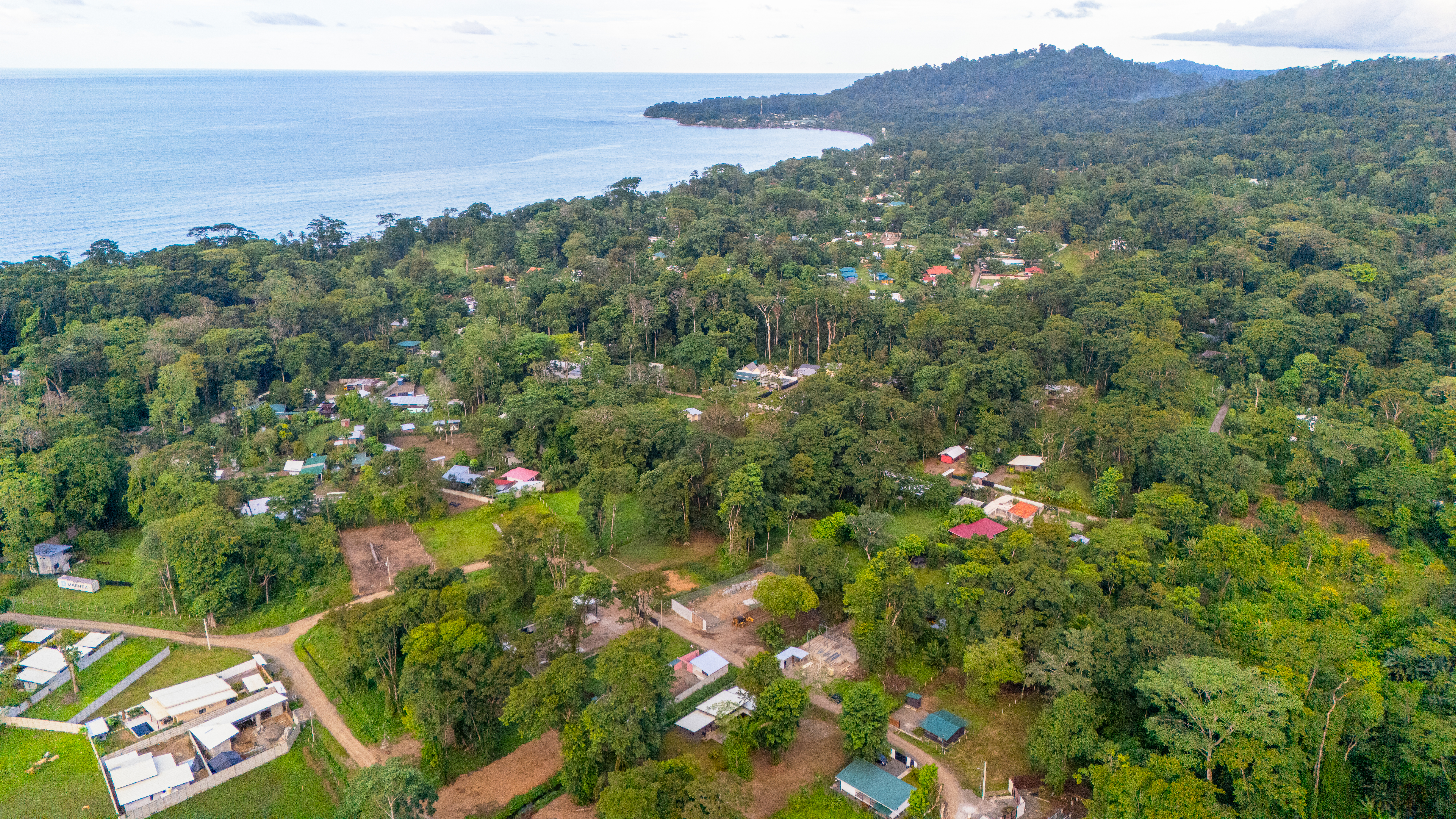Playa Negra, Limón