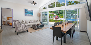 Surf, Sun & Style The Point 18 Villa Steps from The Beach