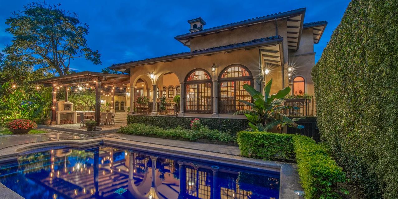 Extraordinary Mediterranean Hacienda at Jaboncillos — photo