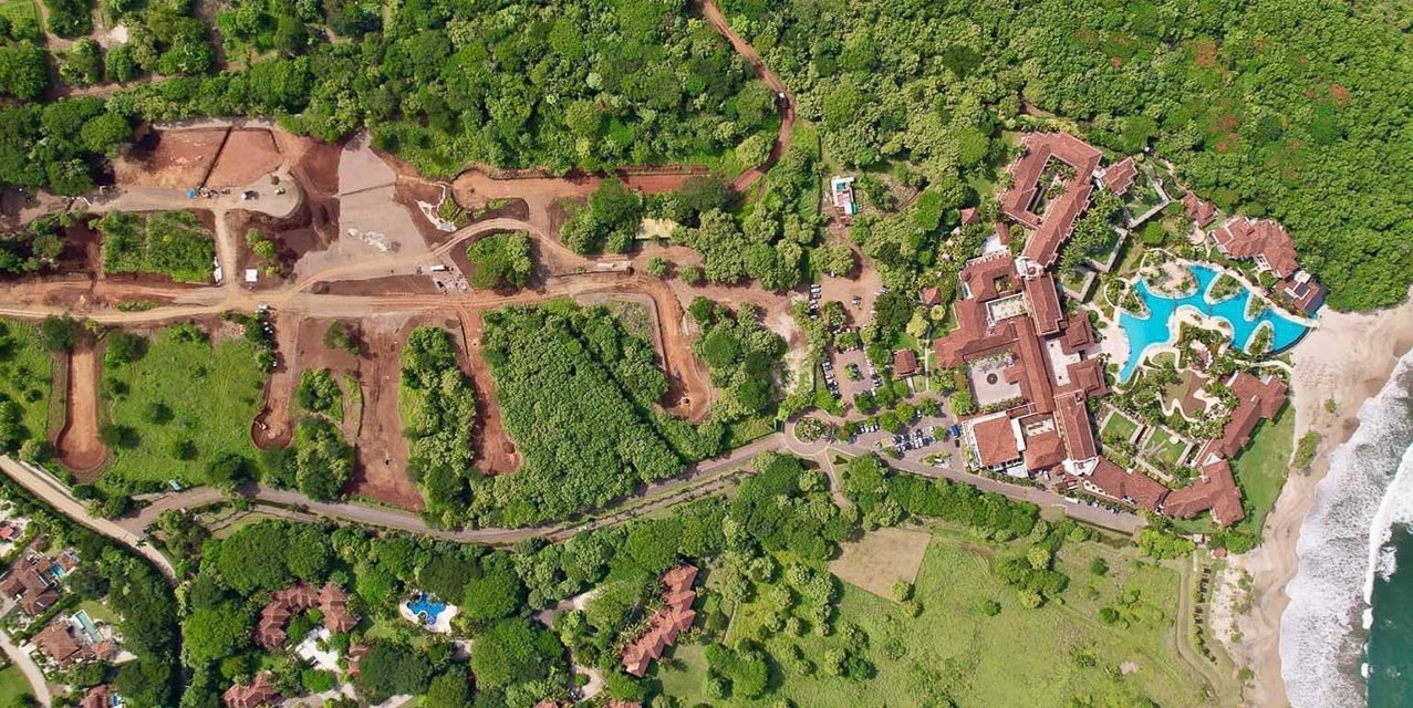 Premium Lot for Resort-Style Living Steps from the Beach in Hacienda Pinilla — photo