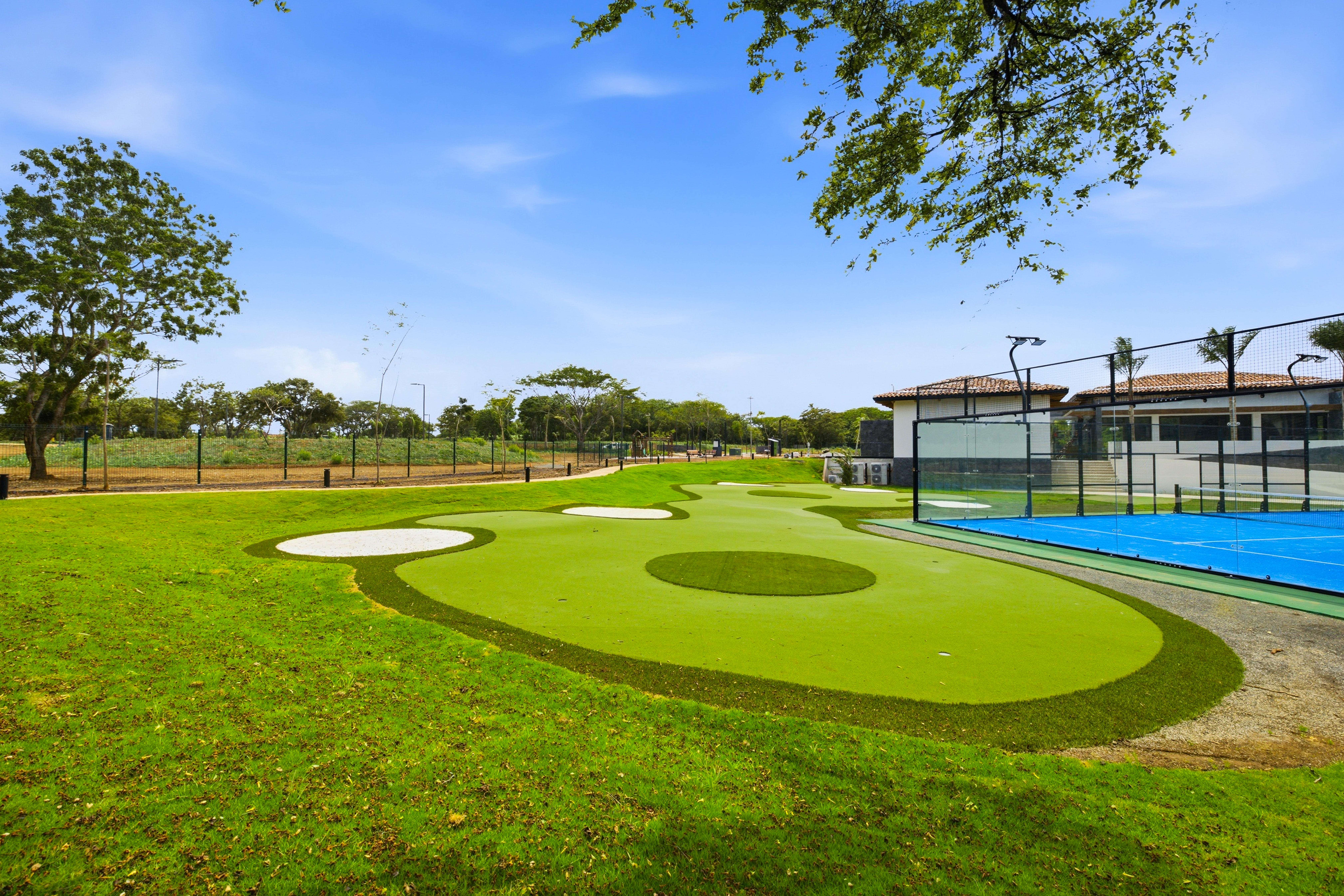 Lote en Hacienda Pinilla con acceso al JW Marriott - foto 6 of 15