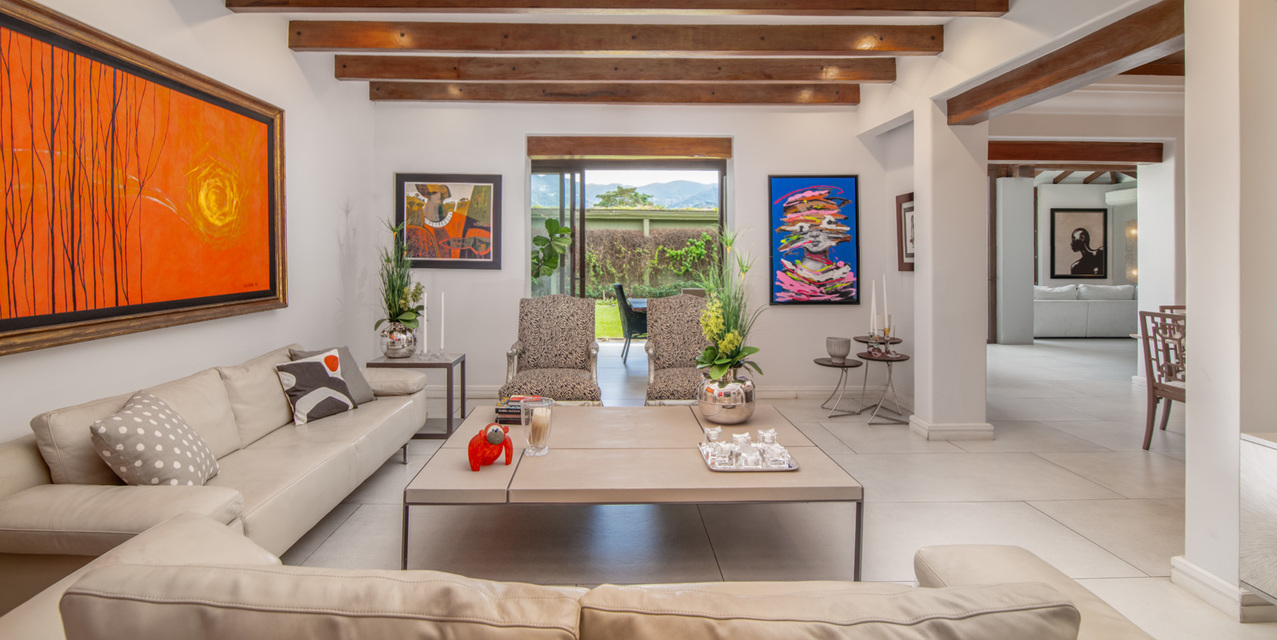 Casa Verdi – Bosques de Lindora Modern single-level residence — photo