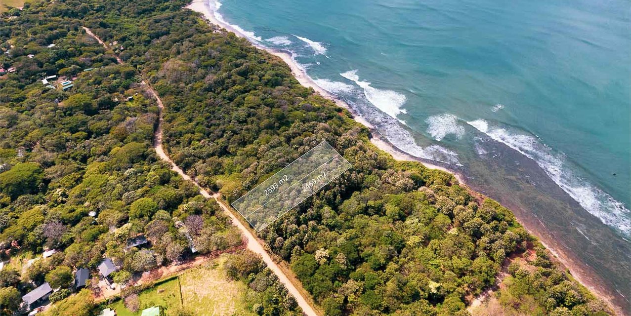 Oceanfront Legacy Land Between Avellanas & Playa Negra — photo