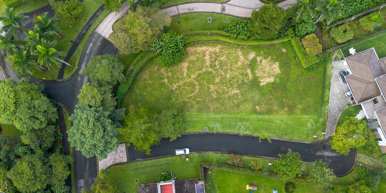 Lote plano en Monterán — photo