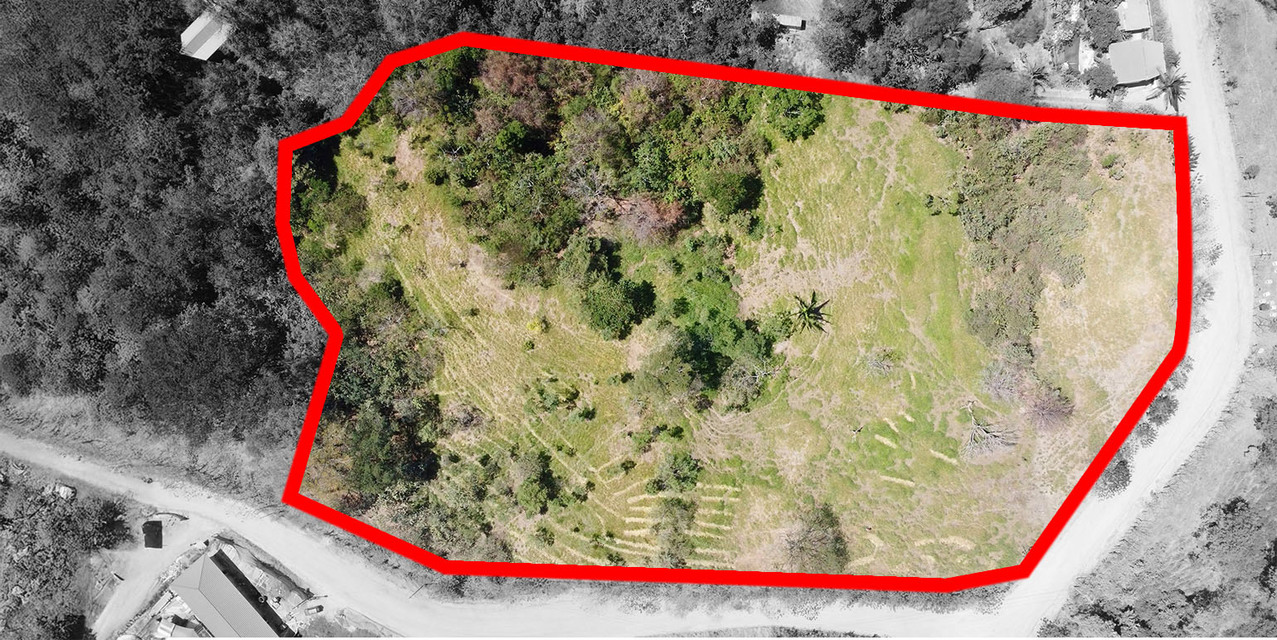 Largest Corner Cross Road Property in Playa Hermosa — photo