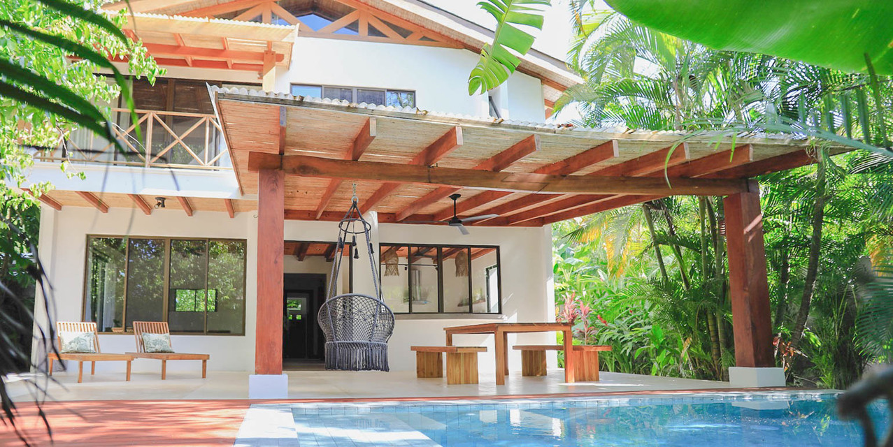 Ocean Walk Villa at Playa Hermosa — photo