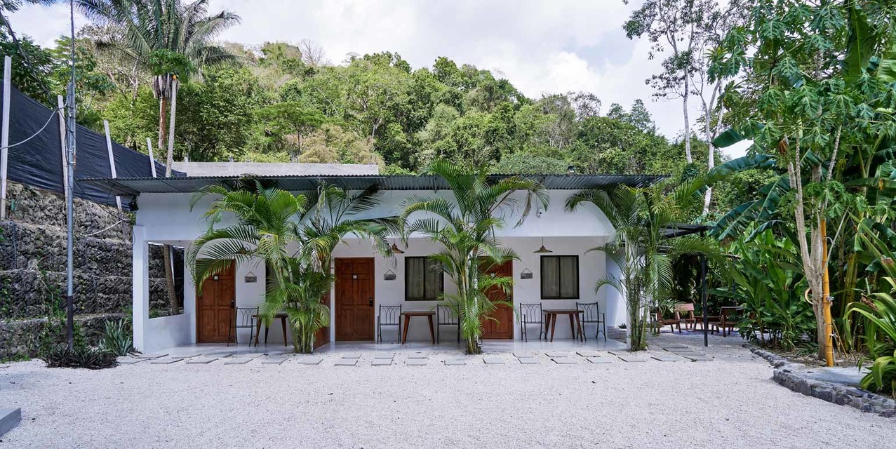 Triplex Property with Three Apartments in Santa Teresa — photo