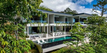 The Blu Crown Residence in Dominical