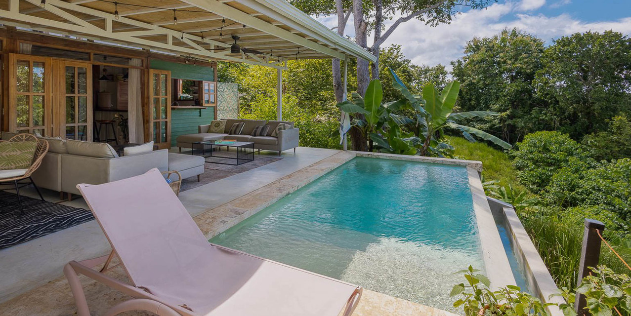 Gorgeous Family Home Surrounded by Nature — photo