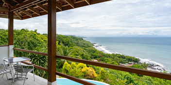 Ocean View Home in Montezuma - Unmatched Panoramic Views & Privacy