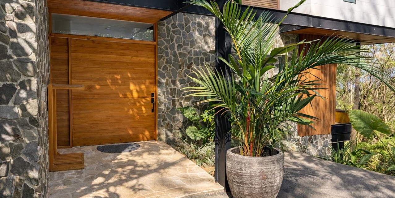 Hillside Luxury Ocean View Villa — photo