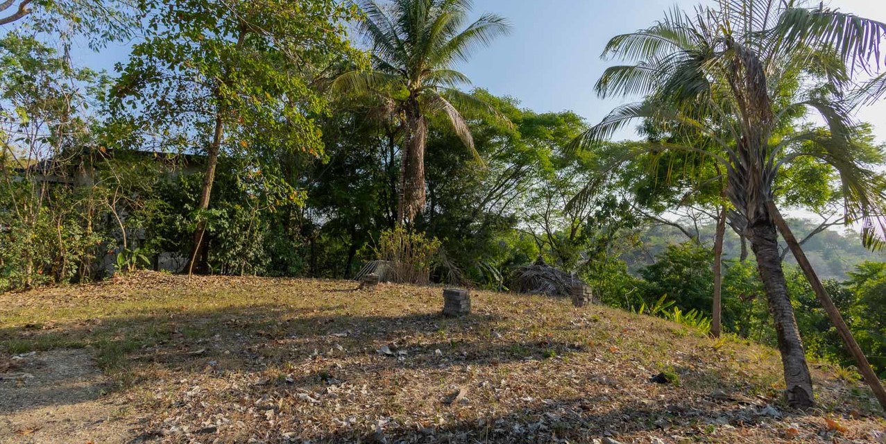 Ocean View Mixed-Use Land in Santiago — photo