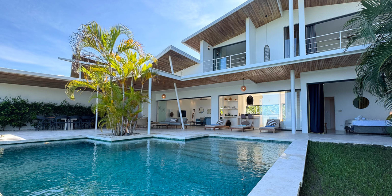 Ocean View Investment Villas in Santa Teresa — photo
