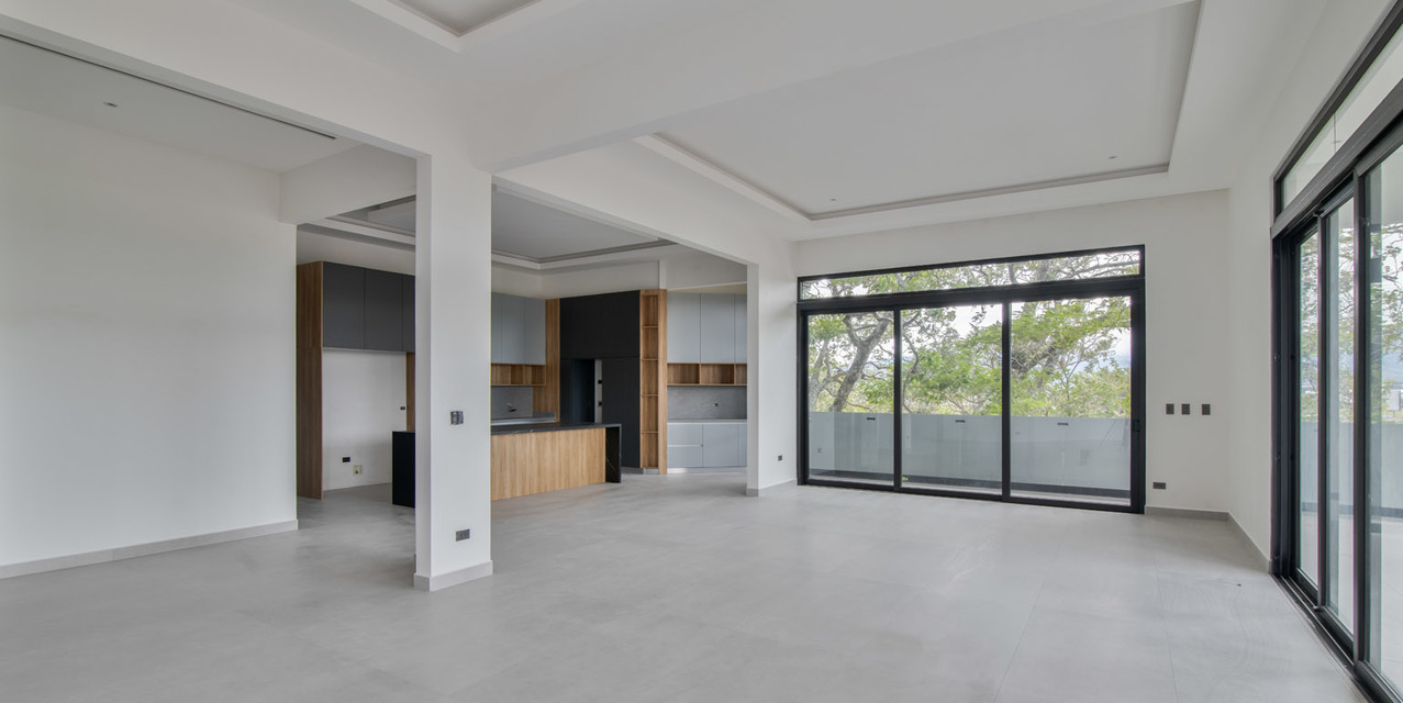 Bright Single-level Place at Cerro Alto — photo