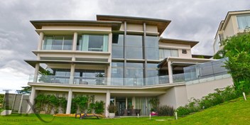 Aura Villa