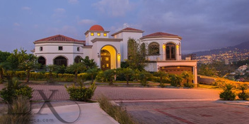 The Luxurious White House