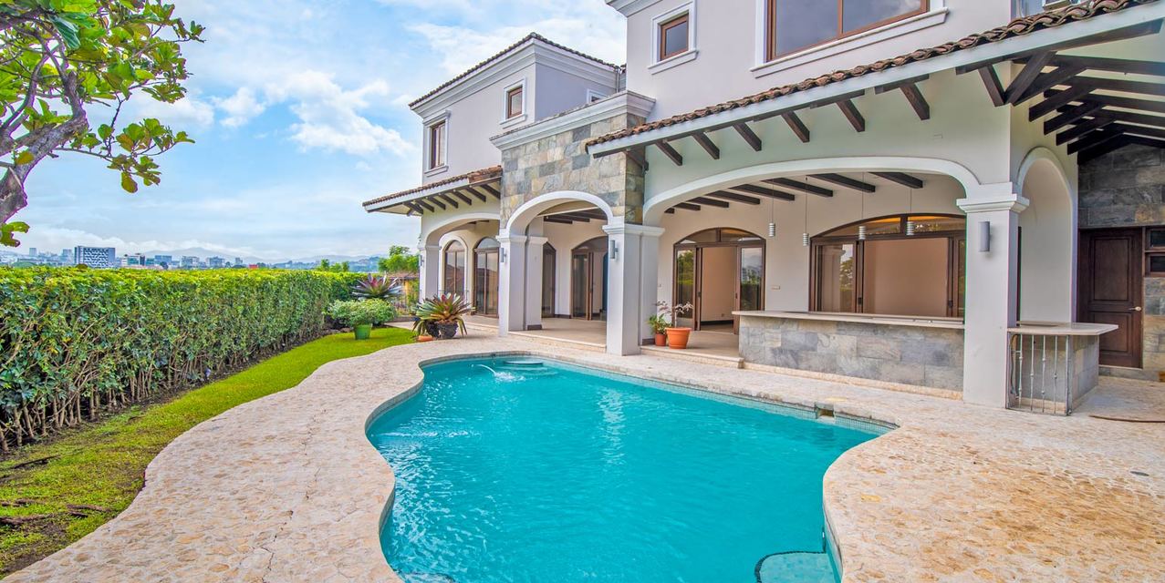 Casa Sueños in Cerro Alto — photo