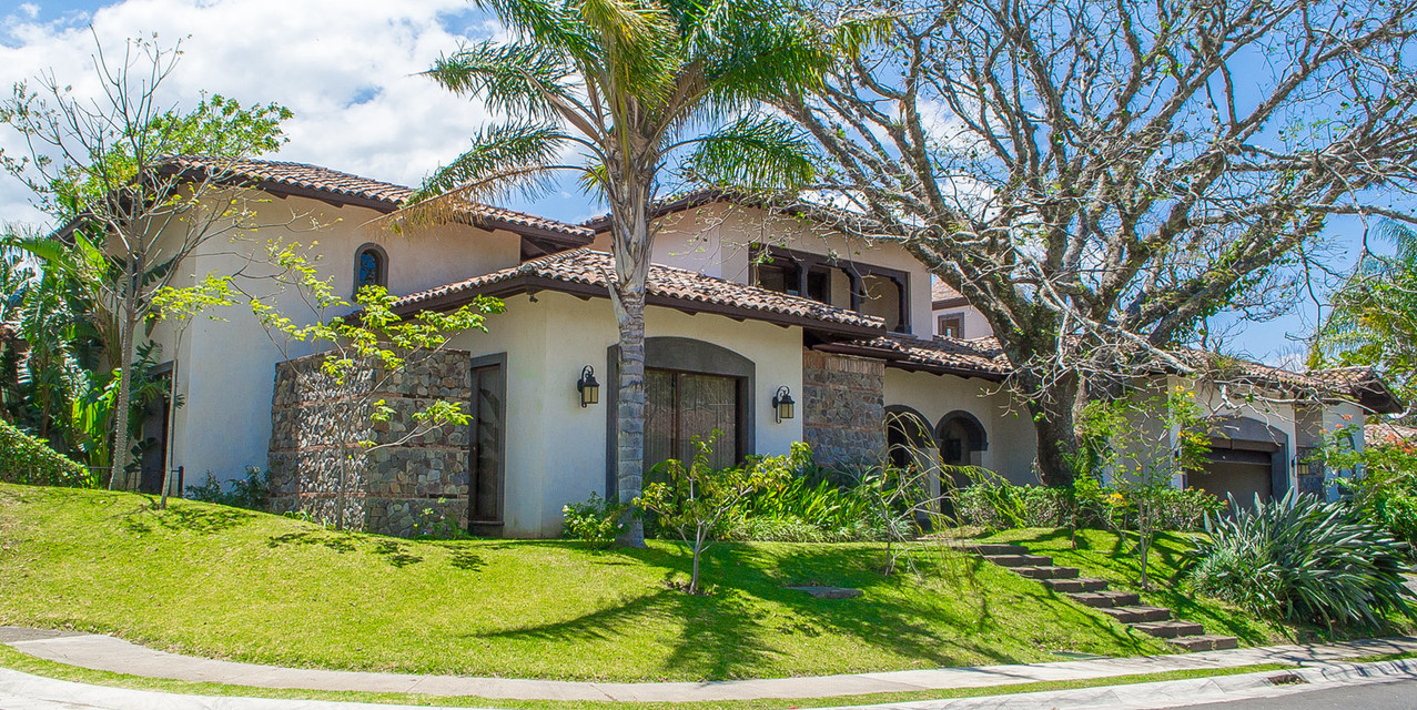 Posada Escondida in Santa Ana — photo