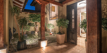 Garden Reflections Home at El Gregal