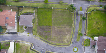 The Guayaquil Lot
