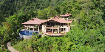 Mareas Villa Altum in Dominical