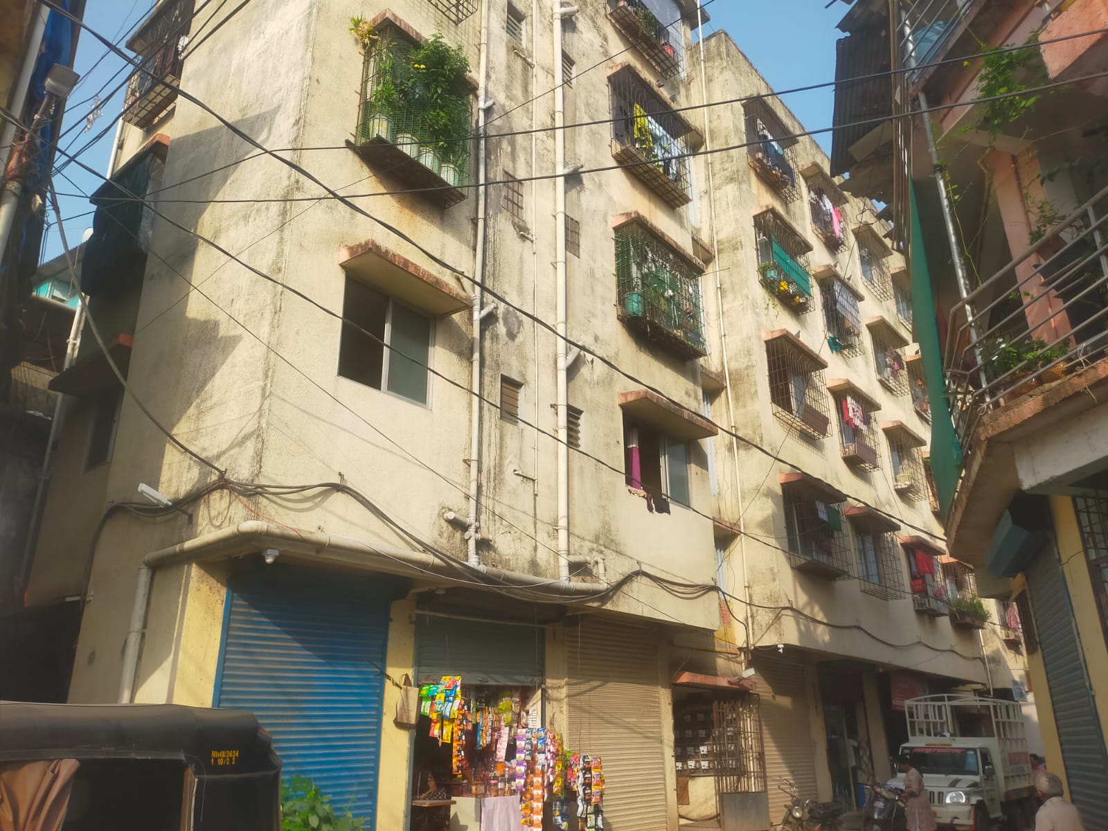 Commercial Sai Kiran Apartment in Hanuman Nagar, Waliv Naka, Vasai