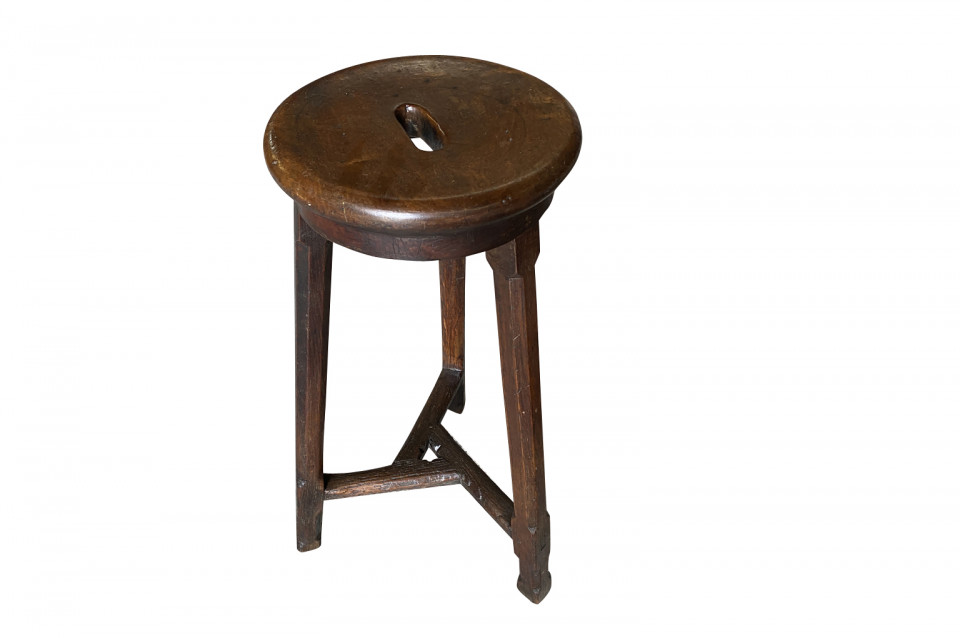Provenance Antiques