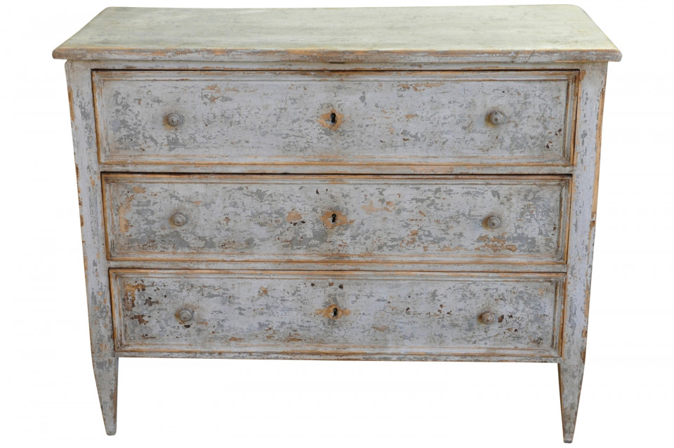Provenance Antiques