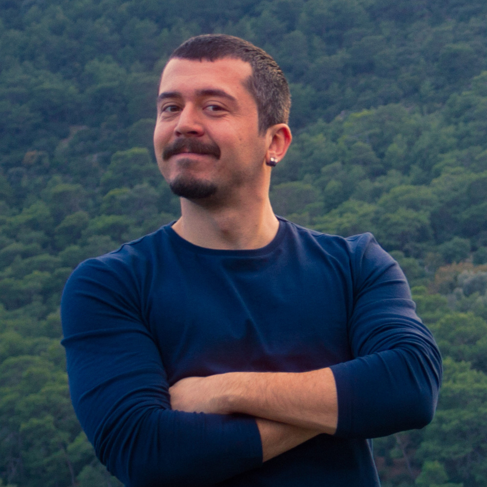 Ali Riza Y.
