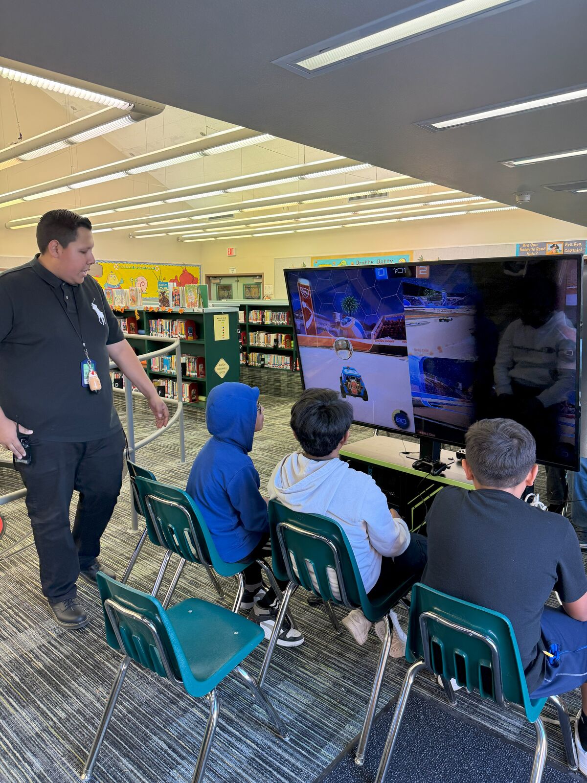 Image of students playing E-Sports.