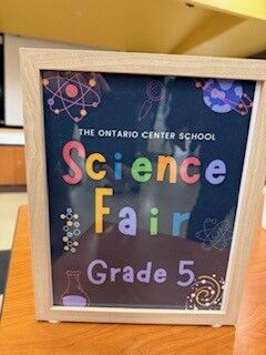Image of 5th Grade Science Fair sign.